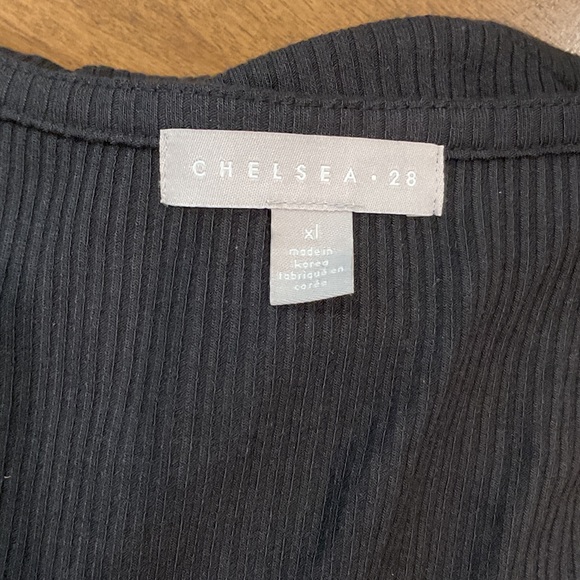 Elegant Black Long Sleeve Dress - Picture 4 of 4